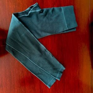 Size M Maurice’s brand teal leggings. Only worn once